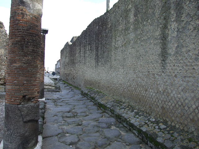 VIII.1.3 Pompeii. January 2010. Looking out through entrance. Photo courtesy of Rick Bauer.