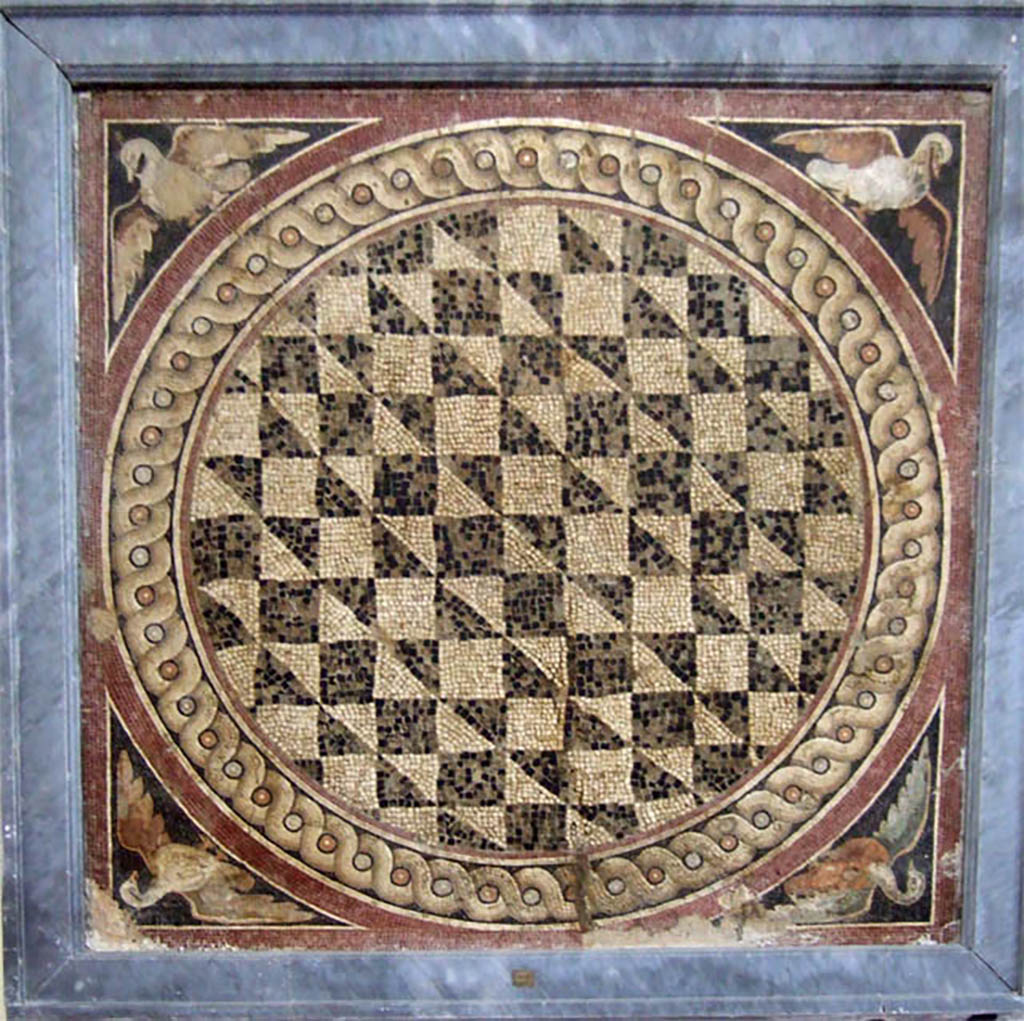 VIII.2.34 Pompeii. Room ‘m’, found in tablinum in February 1885. 
Mosaic with a circular pattern of squares and triangles and with a duck in each corner. 
Now in Naples Archaeological Museum.  Inventory number 114280. 
See Notizie degli Scavi di Antichità, 1885, p. 49.
