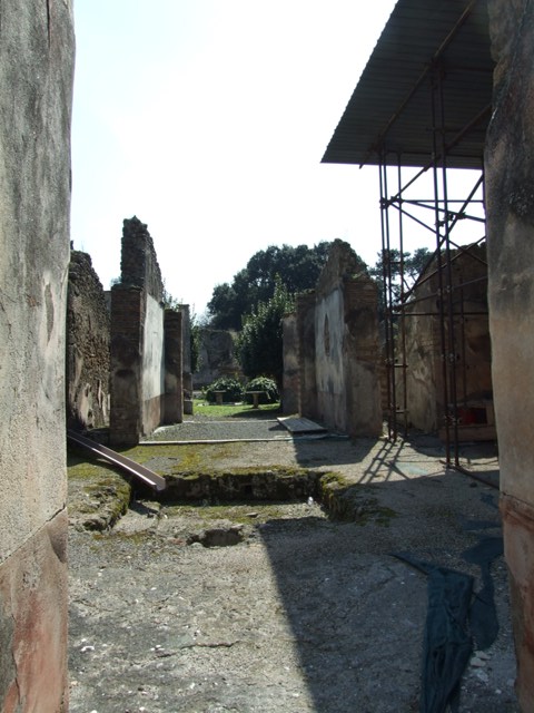 VIII.4.4 Pompeii. March 2009. Doorway to room 3.