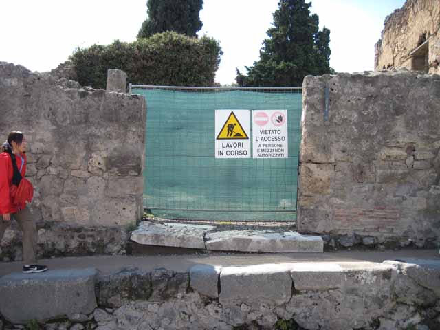 VIII.7.24 Pompeii. March 2009. Entrance on Via Stabiana.