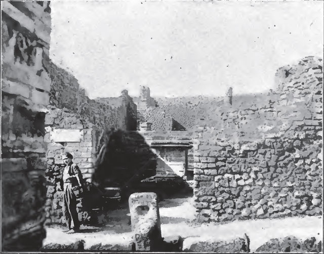 VIII.7.25 Pompeii. Looking west to the stairs leading to the temple.
Photographed 1970-79 by Günther Einhorn, picture courtesy of his son Ralf Einhorn.