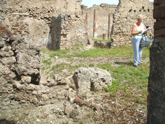 IX.6.3 Pompeii. May 2005. Terracotta puteal in kitchen area.

 
