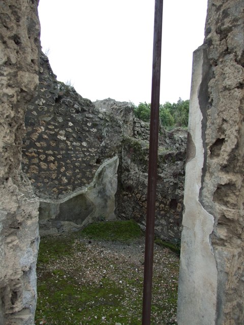 IX.8.6 Pompeii. March 2009. Room 11, Mosaic in threshold of floor from portico.
