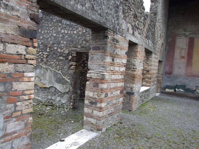 IX.8.6 Pompeii. March 2009.  Nymphaeum.  East side.