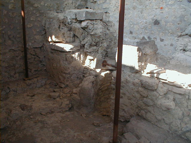IX.8.6 Pompeii. September 2004. Room 27, scratched graffito in plaster on east wall.