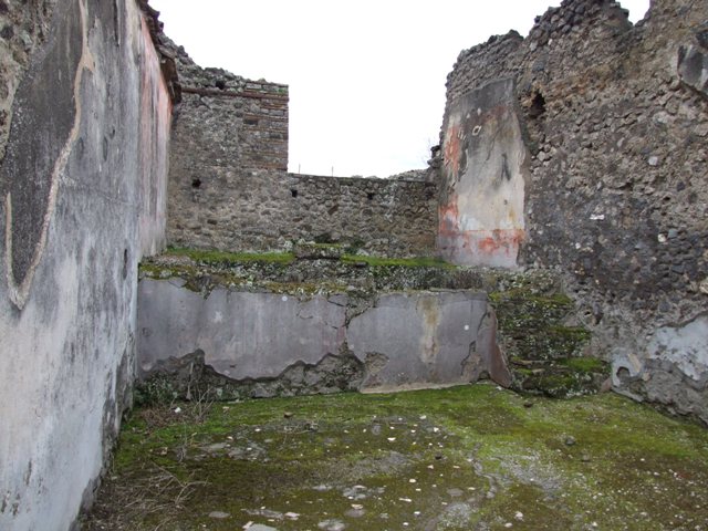 IX.8.6 Pompeii. March 2009. Stairs to cellar on east side of Room 28.