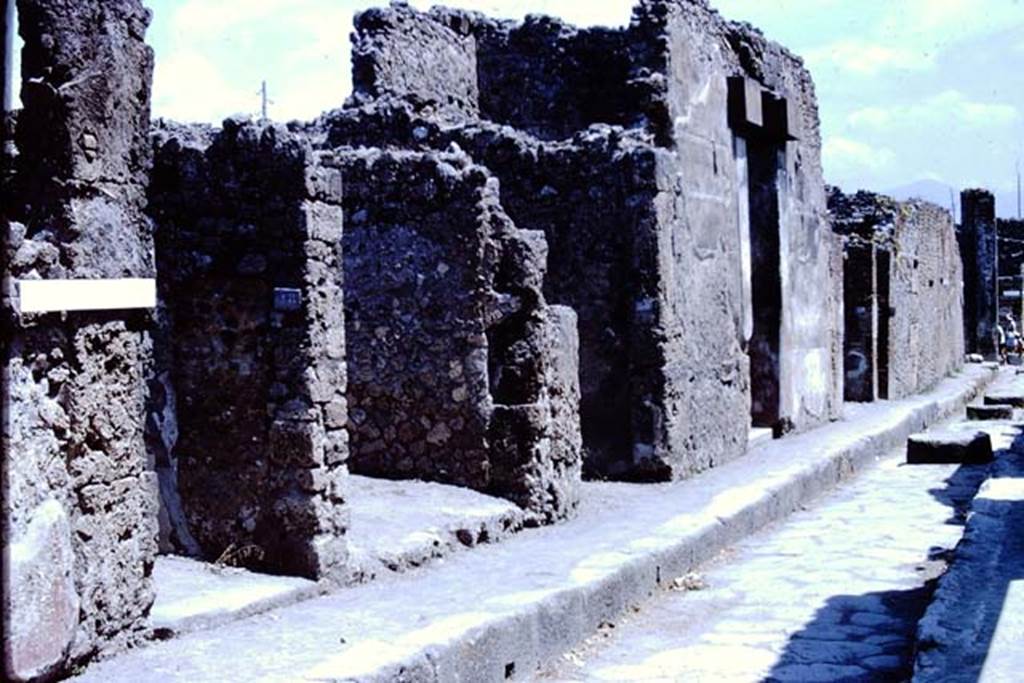 Via degli Augustali, north side, Pompeii. 1966. Looking towards doorways at VII.2.48, 49, 50, 51, and 52/53. Photo by Stanley A. Jashemski.
Source: The Wilhelmina and Stanley A. Jashemski archive in the University of Maryland Library, Special Collections (See collection page) and made available under the Creative Commons Attribution-Non Commercial License v.4. See Licence and use details.
J66f0474
