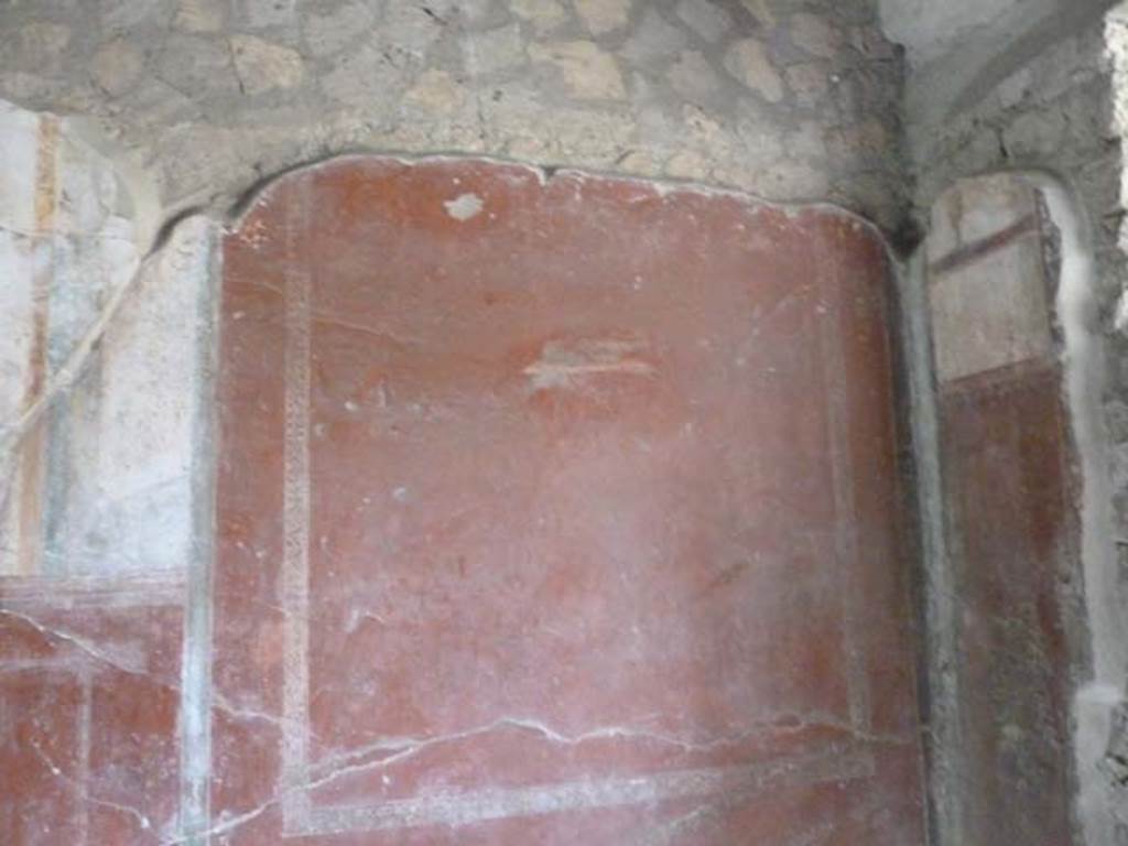 Oplontis, September 2015. Room 81, painted panel from west end of south wall, near doorway to Portico 40, on right.