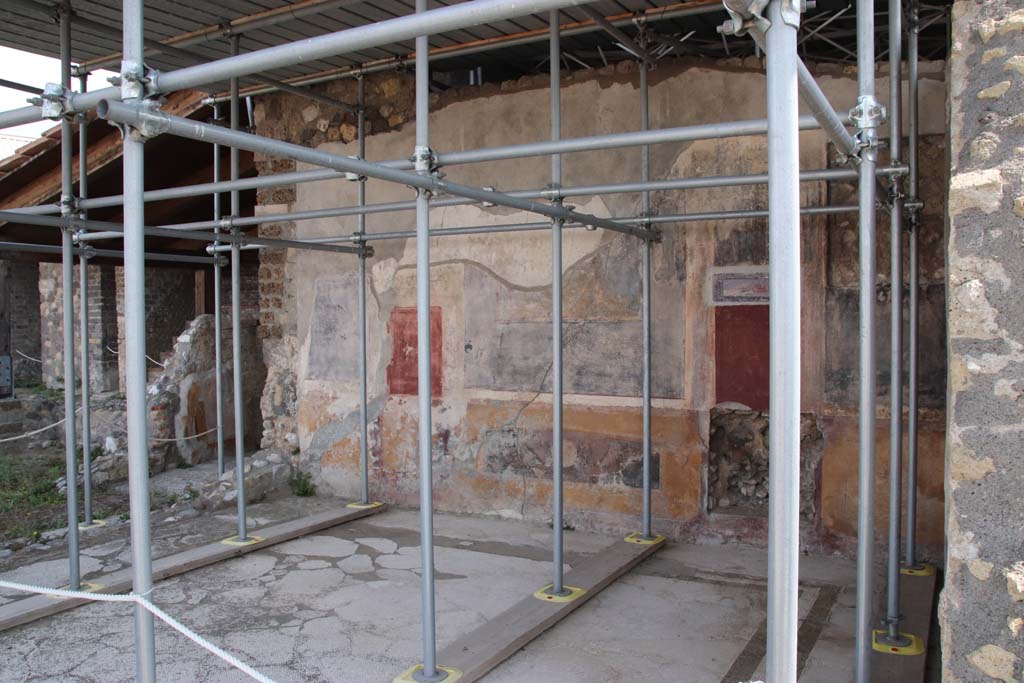 Stabiae, Villa Arianna, September 2021. Room 42, looking south-east. Photo courtesy of Klaus Heese.