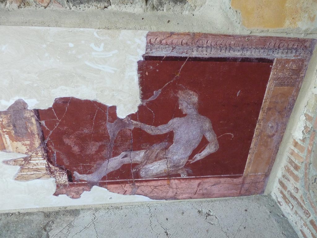 Stabiae, Villa Arianna, September 2015. Room 17, detail of painted figure from south-east corner.
