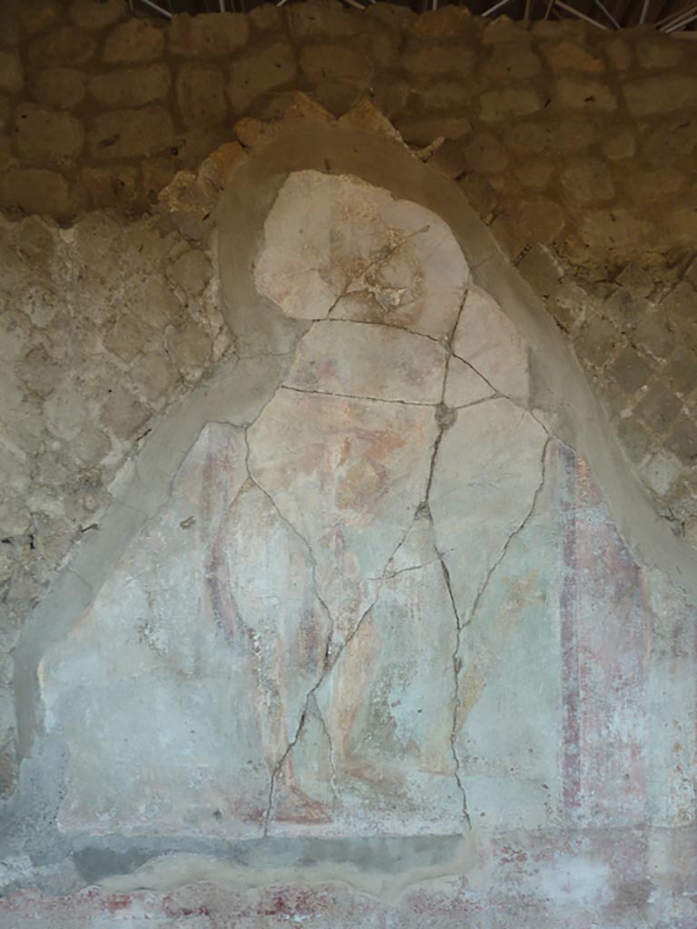 Stabiae, Villa Arianna, September 2015. Room 17, central painting from south wall. 