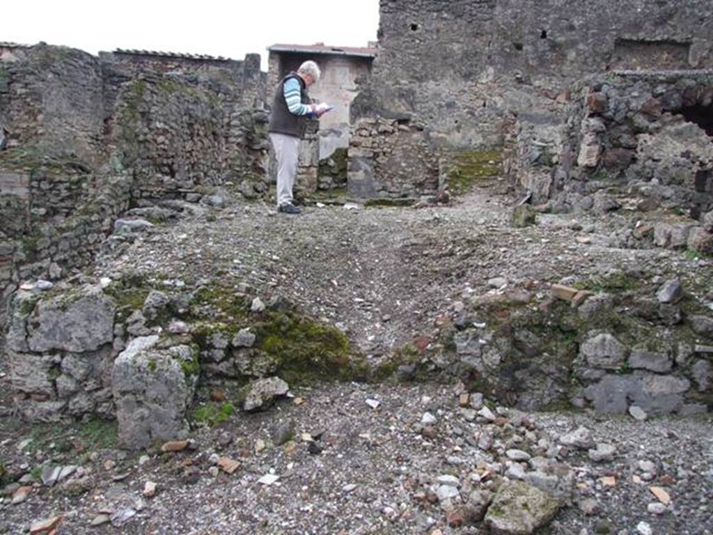 VI.10.11 Pompeii. March 2009. Room 19, room on east side of house near kitchen area, looking west from VI.10.14.