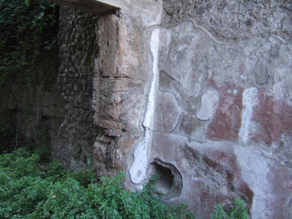 Pompeii Stabian Gate.  September 2005.  Plaster on west side. 