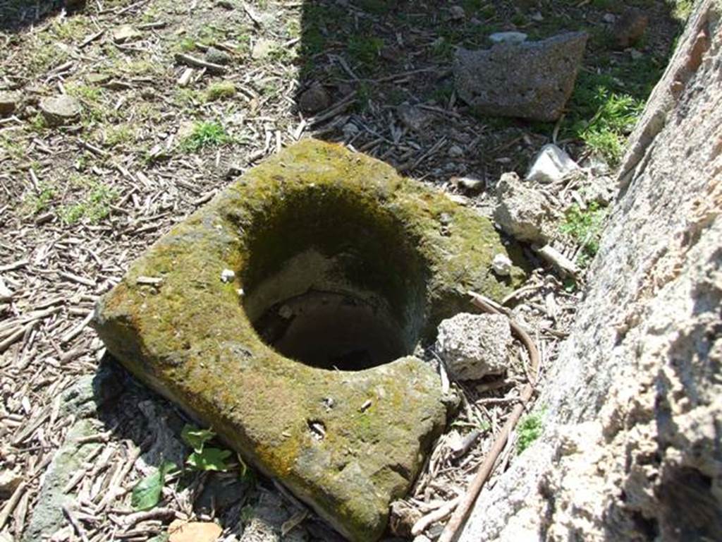 I.2.15 Pompeii. March 2009. Cistern mouth in atrium.