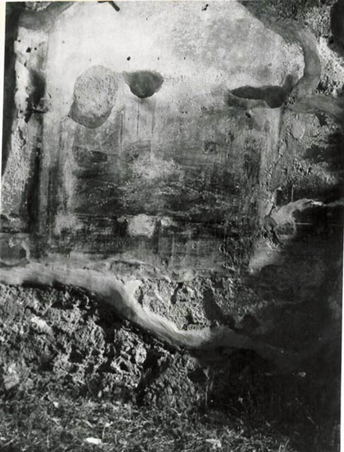 I.2.28 Pompeii. South wall of triclinium. 1935 photo taken by Tatiana Warscher, described as I miseri resti della decorazione paesistica che ornava la parete sud del triclinio i. 
(translation: The pitiful remains of the landscape decoration that adorned the south wall of the triclinium i.
See Warscher T., 1935. Codex Topographicus Pompeianus: Regio I.2. (no.59), Rome: DAIR, whose copyright it remains.
See Sogliano, A., 1879. Le pitture murali campane scoverte negli anni 1867-79. Napoli: Giannini. (p. 141, no.684  from the triclinium to the right of the peristyle, height 1,17, width 0.87).
See Bull. Inst, 1873, p.244.

