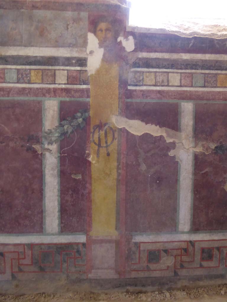 I.6.2 Pompeii. September 2017. Detail from west wall of east wing.
Foto Annette Haug, ERC Grant 681269 DÉCOR.
