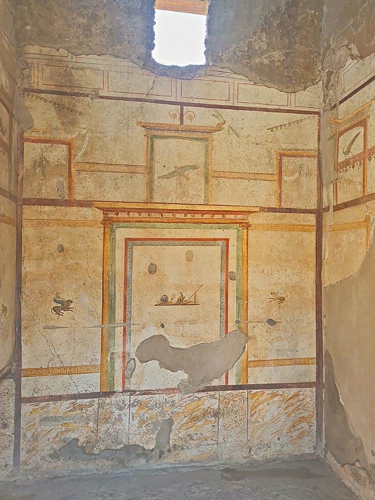 I.7.11 Pompeii. September 2024. Looking towards east wall. Photo courtesy of Giuseppe Ciaramella.