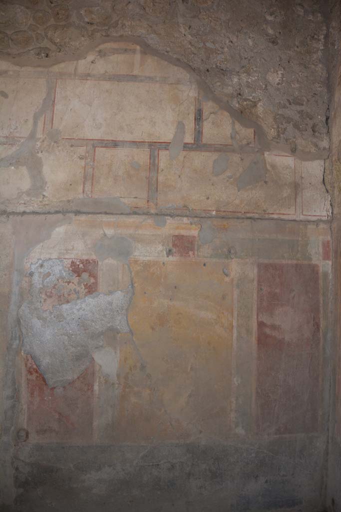 I.8.17 Pompeii. March 2019. Room 4, south wall at west end.
Foto Annette Haug, ERC Grant 681269 DCOR.
