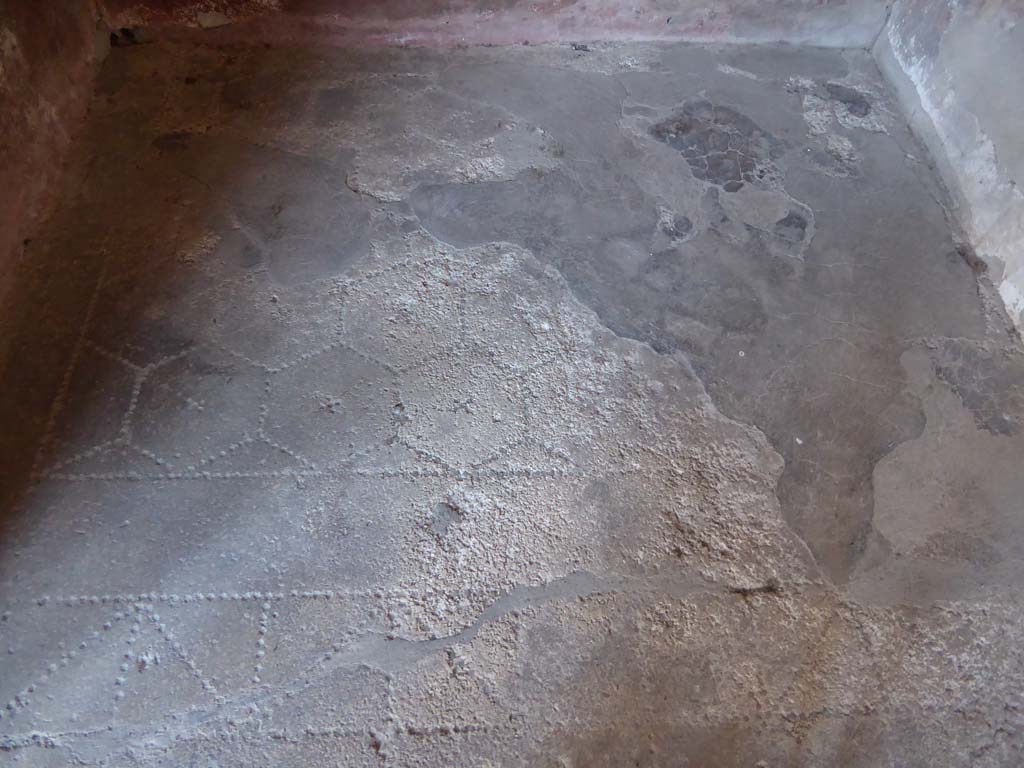 I.10.4 Pompeii. September 2018. Area 25, detail of flooring.  
Foto Annette Haug, ERC Grant 681269 DÉCOR.
