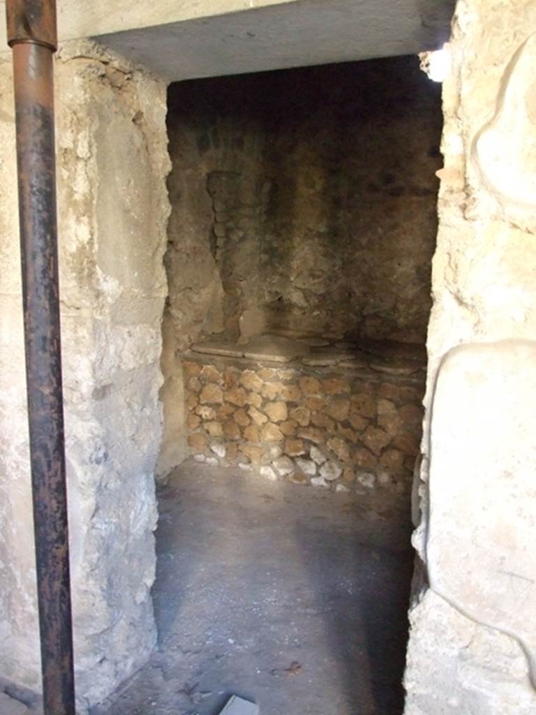 I.10.11 Pompeii.  March 2009.  Room 15.  Kitchen.