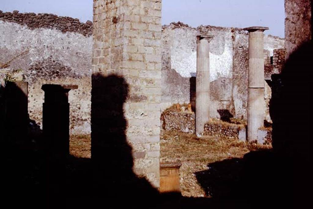 I.15.3 Pompeii. 1972. Looking towards south-east corner of peristyle 13. Photo by Stanley A. Jashemski. 
Source: The Wilhelmina and Stanley A. Jashemski archive in the University of Maryland Library, Special Collections (See collection page) and made available under the Creative Commons Attribution-Non Commercial License v.4. See Licence and use details. J72f0593
