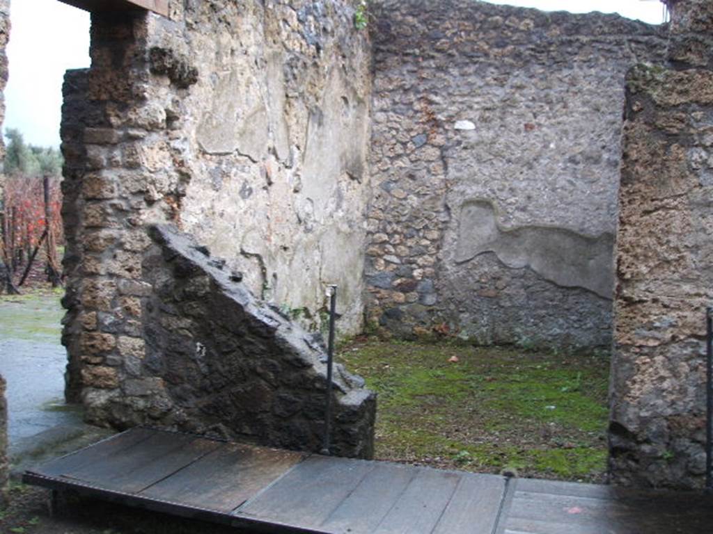I.20.2 Pompeii.  December 2004.  Rear room in south west corner, and doorway to I.20.1  
 