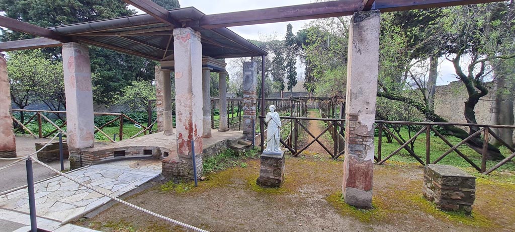 II.2.2 Pompeii. April 2022. Room “i”, looking south. Photo courtesy of Giuseppe Ciaramella.

