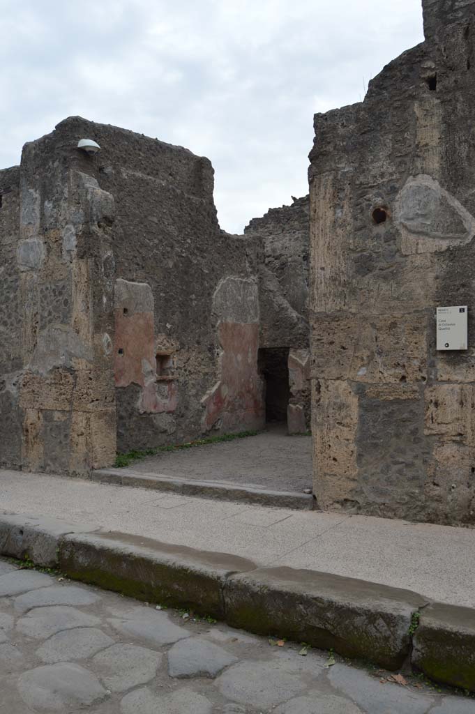 II.2.3 Pompeii. October 2017. Looking south-east towards entrance doorway.
Foto Taylor Lauritsen, ERC Grant 681269 DÉCOR.
