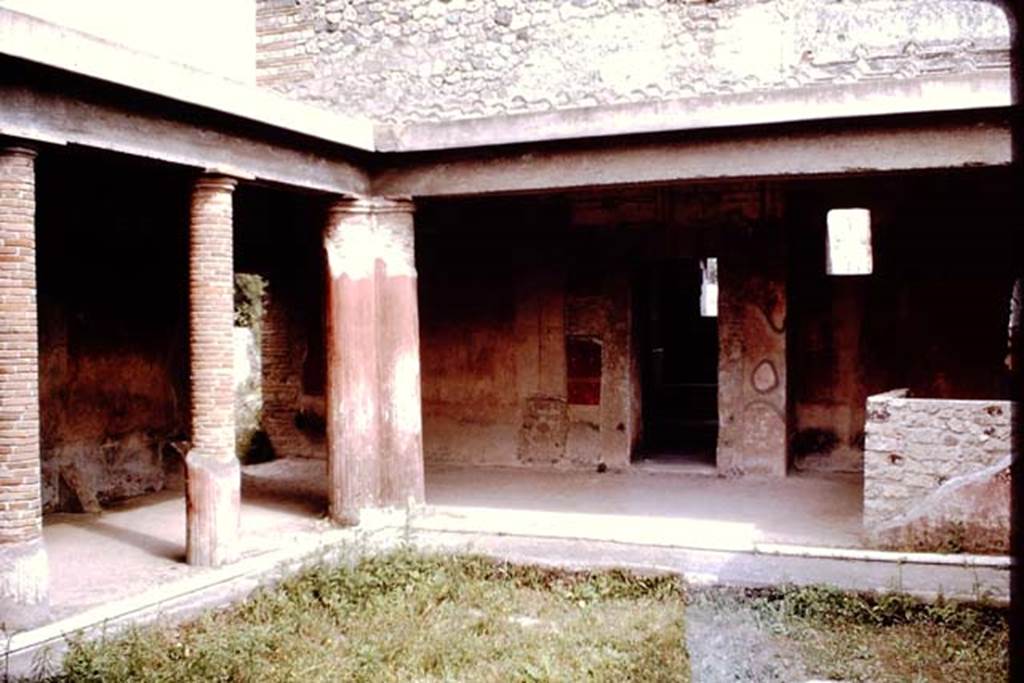 II.4.6 Pompeii. April 2018. 
Looking towards the east side and south-east corner of the portico of the baths, from entrance doorway.
Photo courtesy of Ian Lycett-King. Use is subject to Creative Commons Attribution-NonCommercial License v.4 International.
