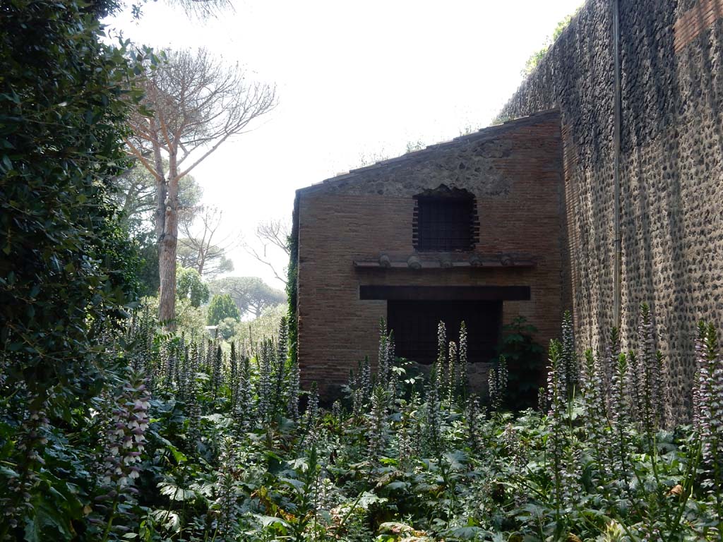 II.7.11 Pompeii. June 2019. Latrine building to south of II.7.1. Photo courtesy of Buzz Ferebee.