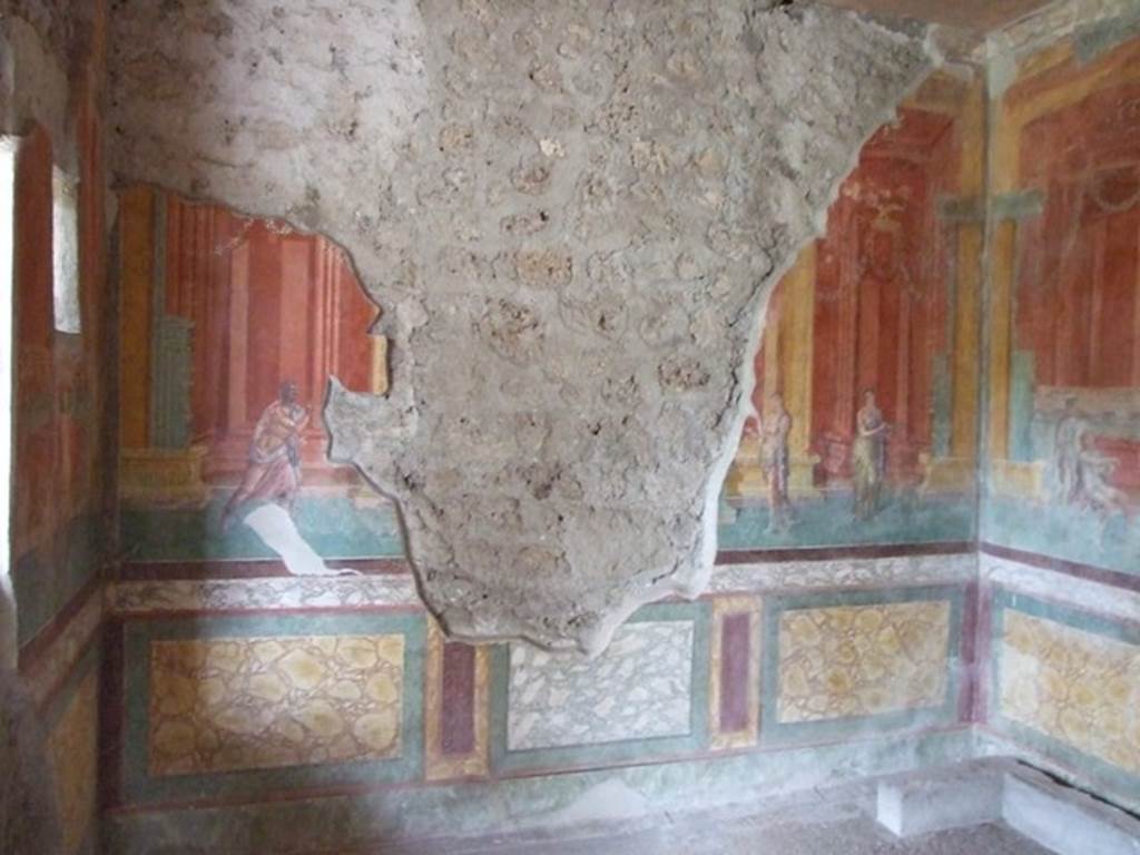 III.4.b. Pompeii.  March 2009.  Room 3.  Oecus. West wall.  