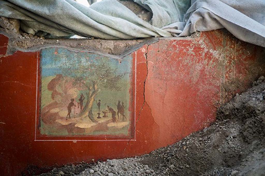 V.3 Pompeii. Casa del Giardino. June 2018. Sacred landscape found during excavations. 
In the rooms north of the garden rather devastated by the excavations of the eighteenth century, was a picture depicting a scene of sacrifice at a rural sanctuary. 

Paesaggio sacro trovato durante gli scavi.
Nelle sale a nord del giardino piuttosto devastate dagli scavi del XVIII secolo, c’era un quadro raffigurante una scena di sacrificio in un santuario rurale.

Photograph © Parco Archeologico di Pompei.
