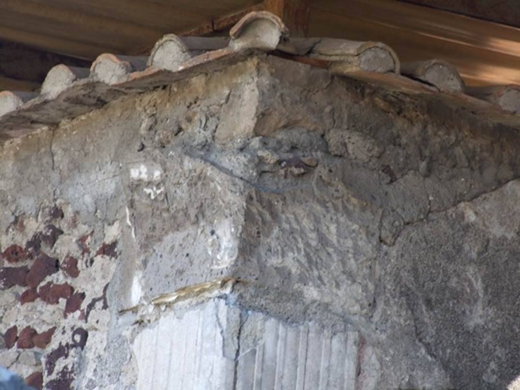 VI.9.6 Pompeii.  March 2009.  Room 3.  Atrium.  Capital.