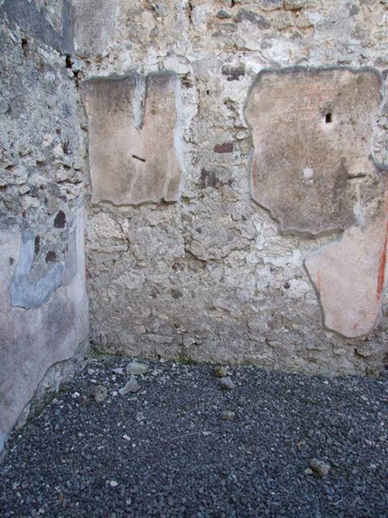 VI.11.8 Casa di Eutychus.  Eastern corner of the south wall of room 49.  December 2007.