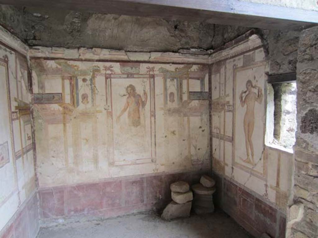 VI.15.8 Pompeii. April 2012. Looking into summer triclinium. Photo courtesy of Marina Fuxa.

