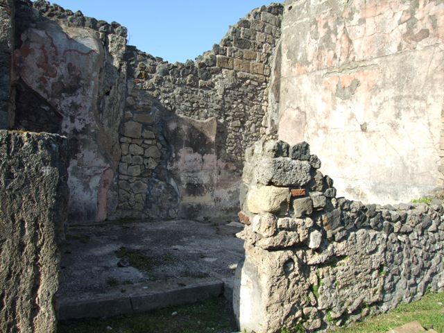 VII.4.31/51 Pompeii. Room 23, west wall of tablinum.
According to Zahn, this was a wall discovered in 1833, showing the west (right-hand) wall of the first tablinum from Via della Fortuna (aka Via Nola). 
See Zahn, W., 1842-44. Die schönsten Ornamente und merkwürdigsten Gemälde aus Pompeji, Herkulanum und Stabiae: II. Berlin: Reimer, taf. 73.
