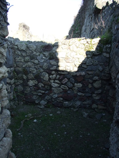 VII.4.31 Pompeii.  March 2009.  Doorway to Room 26.