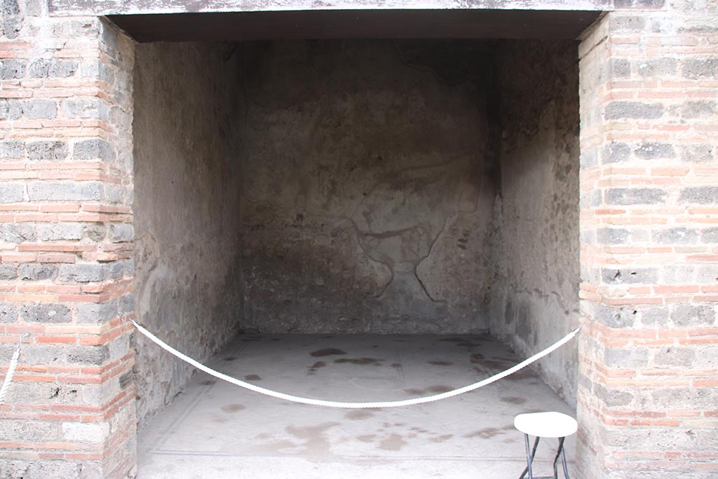VII.7.2 Pompeii. October 2024. Room “n”, looking south. Photo courtesy of Klaus Heese.