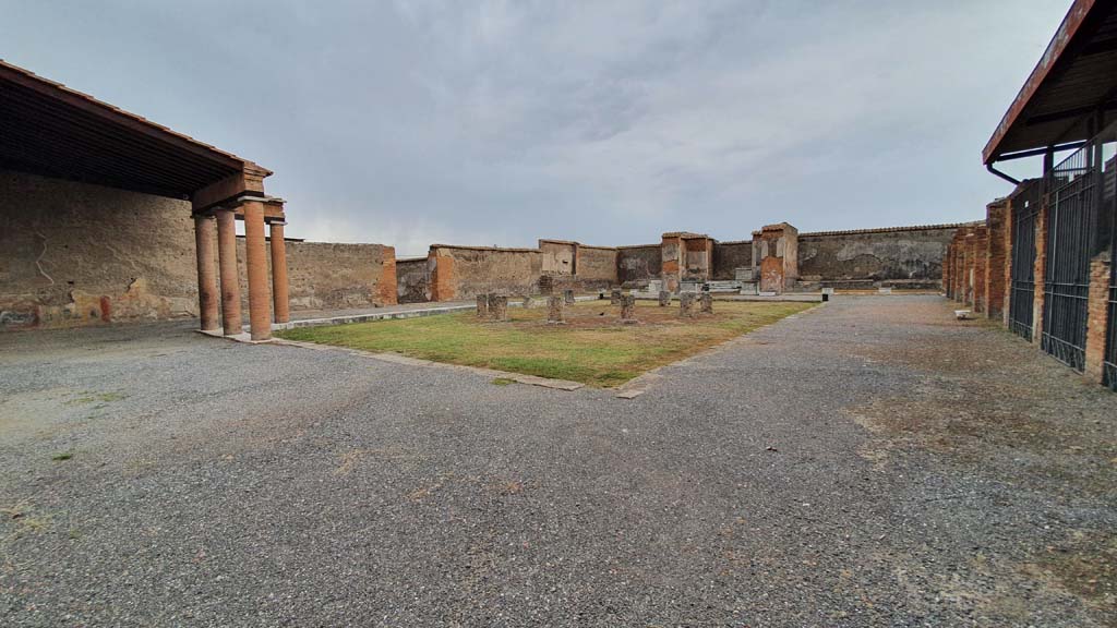 VII.9.7/8 Pompeii. August 2021. Looking north-east from south-west corner.  
Foto Annette Haug, ERC Grant 681269 DÉCOR.

