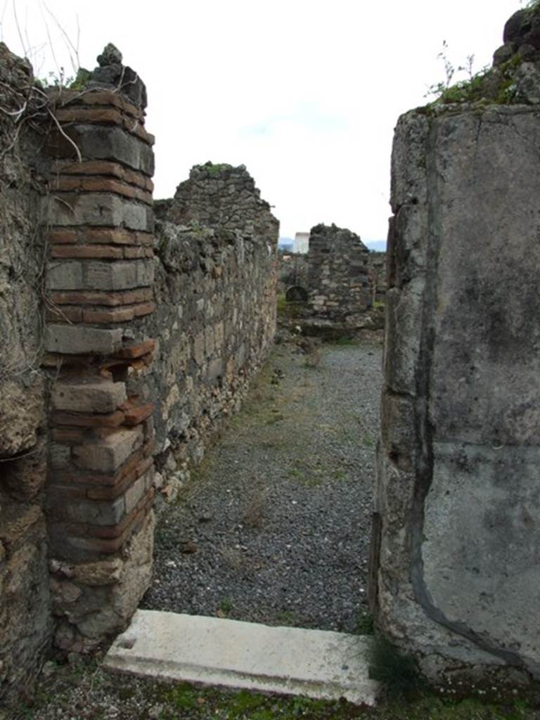 VII.9.47 Pompeii.  March 2009.  Doorway to Room 14.