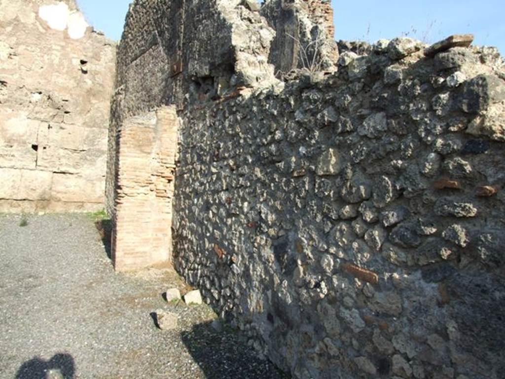 VII.14.3 Pompeii.  May 2005.  East wall of shop.