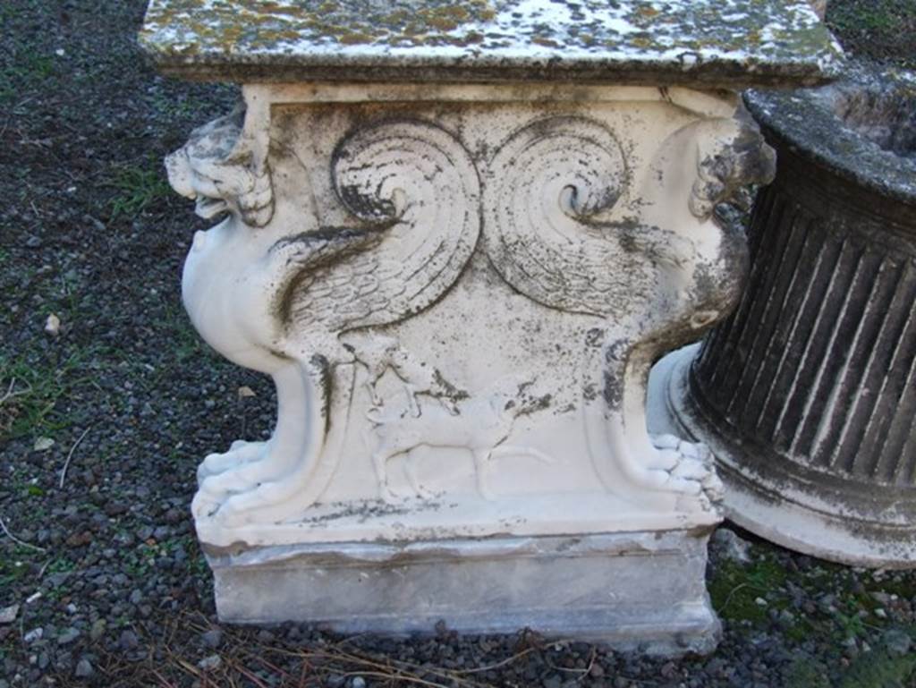 VII.15.13 Pompeii. December 2007.   Detail of highly decorative Griffin marble support for marble table or cartibulum.
.