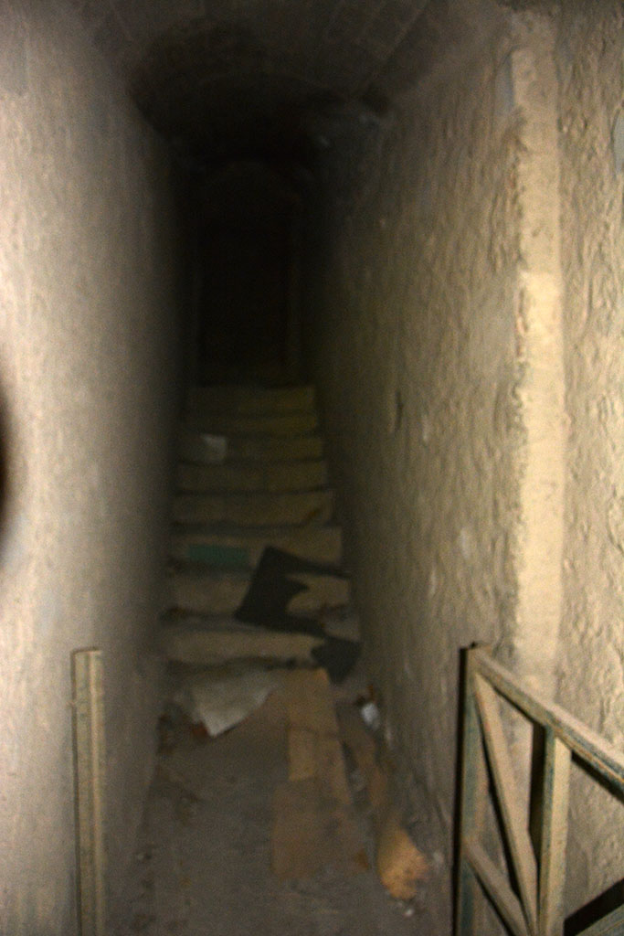 VII.16.22 Pompeii. October 2018. Corridor 76, steps up to upper floor.
Foto Annette Haug, ERC Grant 681269 DCOR.
