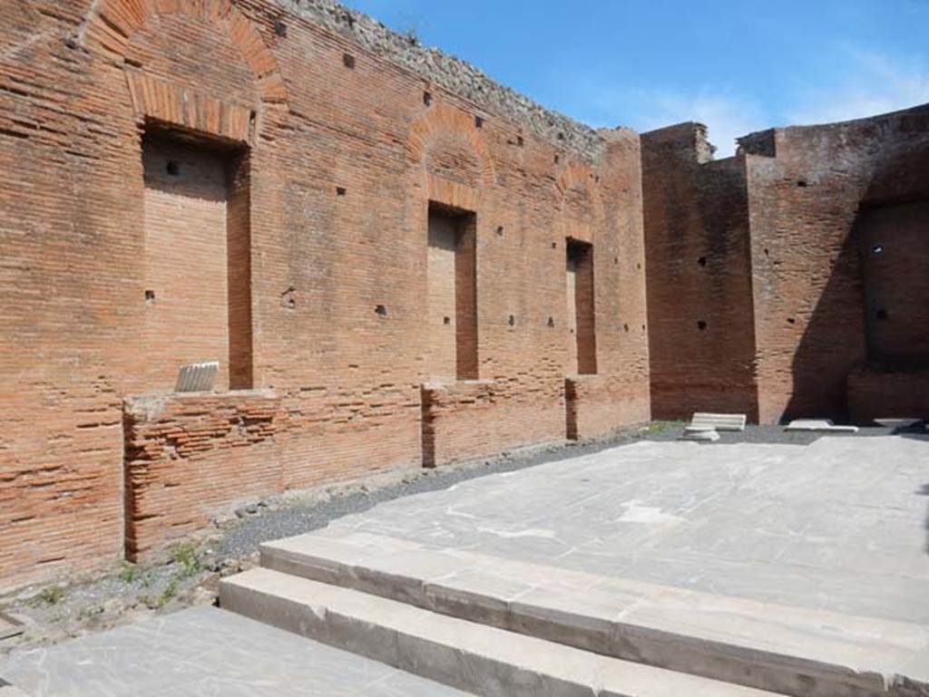 VIII.2.6 Pompeii. May 2018. Looking towards east side. Photo courtesy of Buzz Ferebee.