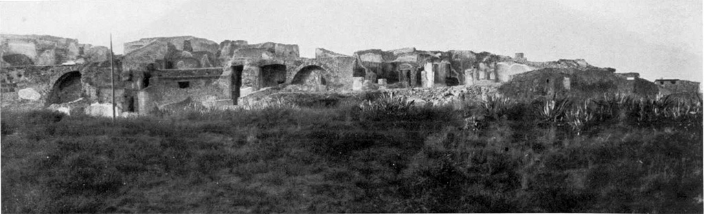 VIII.2.34-39., Pompeii. Pre 1936. Rear view of VIII.2.34 on left, followed by VIII.2.36, VIII.2.37 and VIII.2.39, on right.
See Noack, F. and Lehmann-Hartleben, K., 1936. Baugeschichtliche Untersuchungen am Stadtrand von Pompeji. Berlin: De Gruyter, taf. 28,2.

