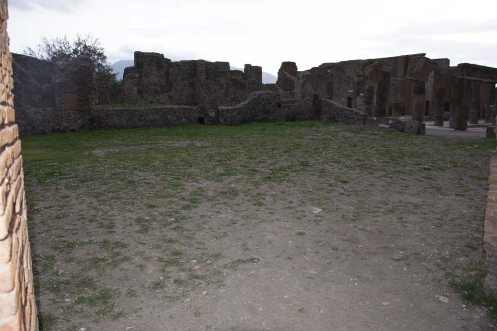 VIII.3.1 Pompeii. October 2017. Looking south from entrance doorway.
Foto Annette Haug, ERC Grant 681269 DÉCOR.
