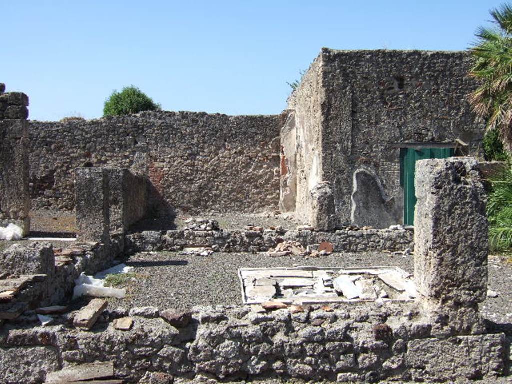 VIII.3.14 Pompeii. March 2019. Looking north across impluvium.
Foto Annette Haug, ERC Grant 681269 DÉCOR.
