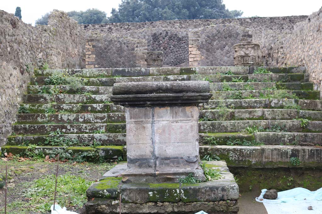 VIII.7.25 Pompeii. December 2006.  Looking west to the stairs leading to the temple. 