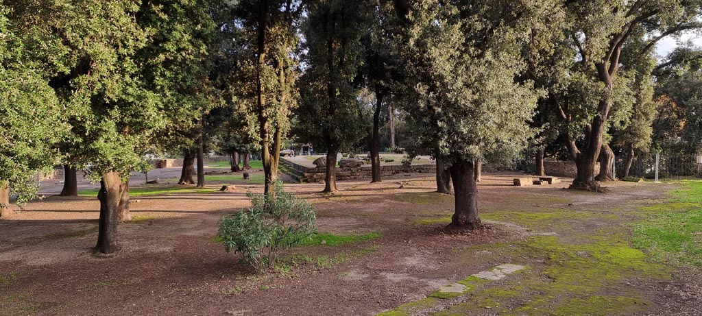 VIII.7.31 Pompeii. December 2023. Looking east towards Doric Temple from Triangular Forum. Photo courtesy of Miriam Colomer.