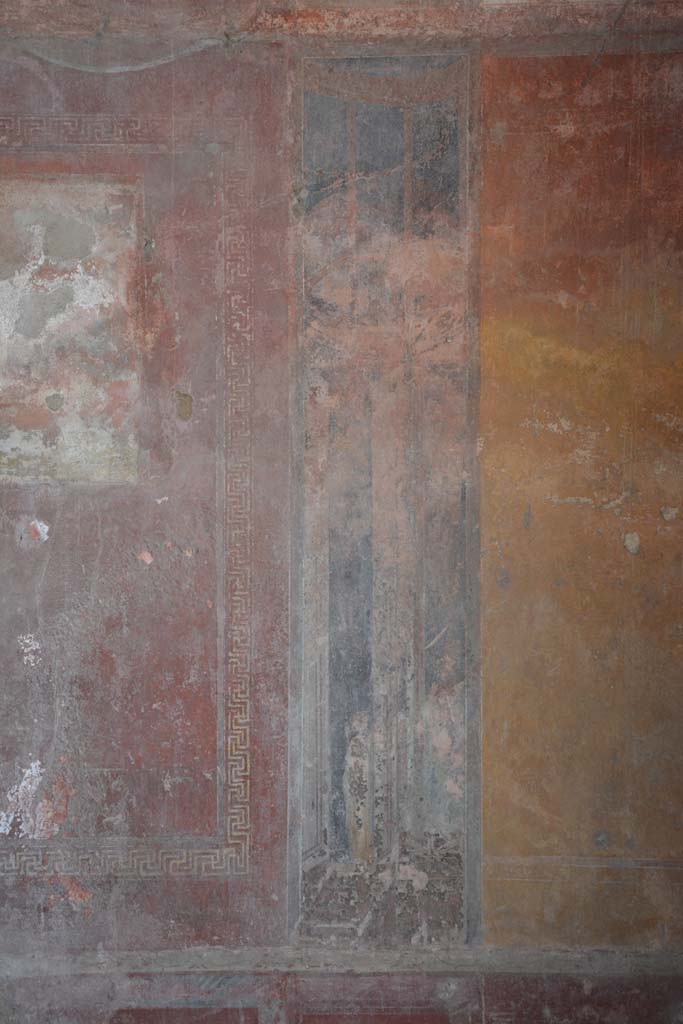 IX.5.6 Pompeii. May 2017. 
Room i, detail of painted dividing panel on west wall on north side of central panel. 
Foto Christian Beck, ERC Grant 681269 DCOR.
